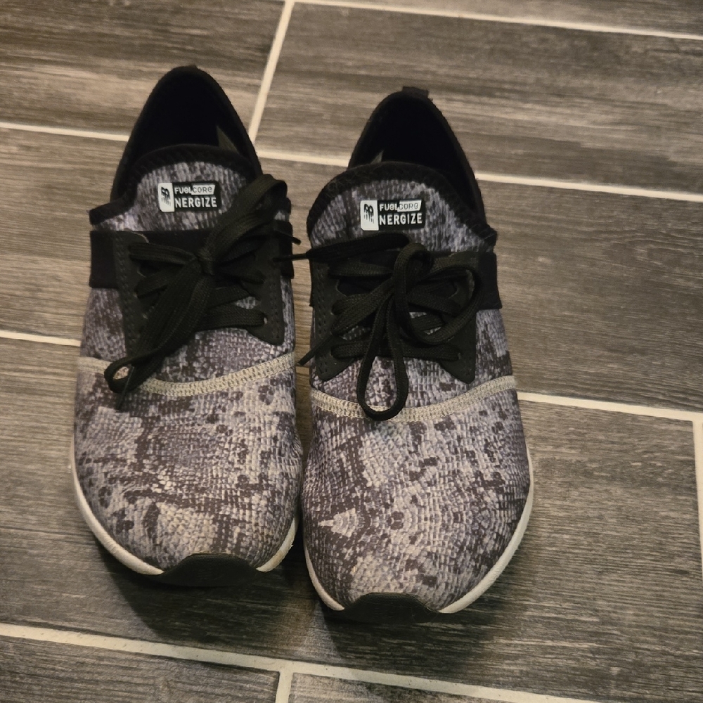 New Balance Black and Gray Women's Sneakers
